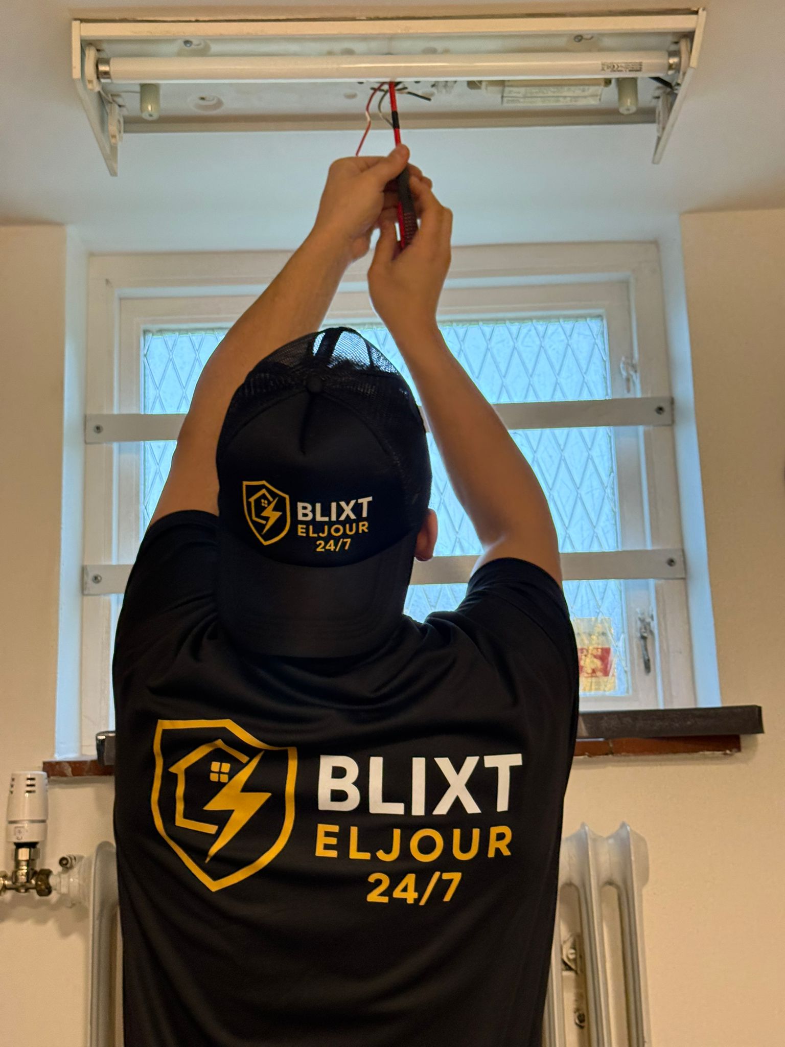 Elbilsladdning - Blixt Eljour 247, Blixteljour247, Blixteljour, Blixt eljour, elektriker Stockholm